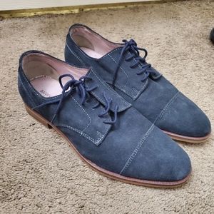 Banana Republic Navy Suede Cap Toe Dress Shoe